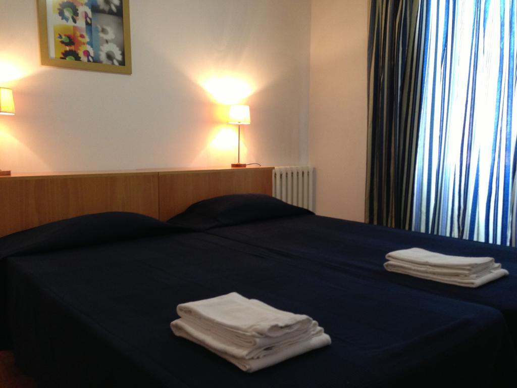 Spru Lisbon Summer Accommodation 객실 사진
